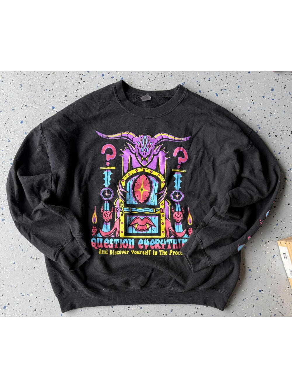 Trippy Psychedelic 3rd Eye Question Everything Discover Yourself Sweatshirt SzXL